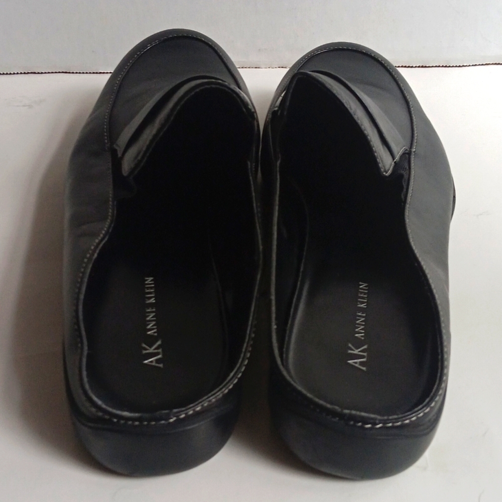 ANNE KLEIN LEATHER SLIP ON SIZE 10 - Picture 5 of 6